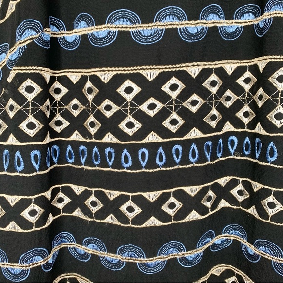 White House Black Market Black Sleeveless Dress with Metallic Embroidery Size 8 - Picture 7 of 7